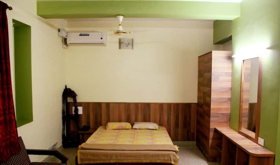 Apple Rosa 3* Madgaon