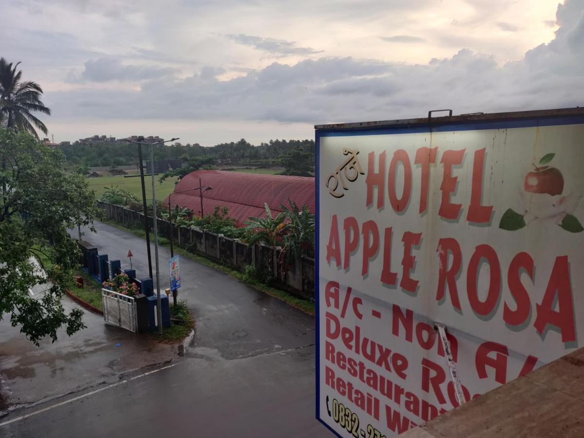 Apple Rosa Hotel 3*