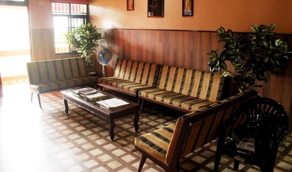 Apple Rosa Hotel 3*